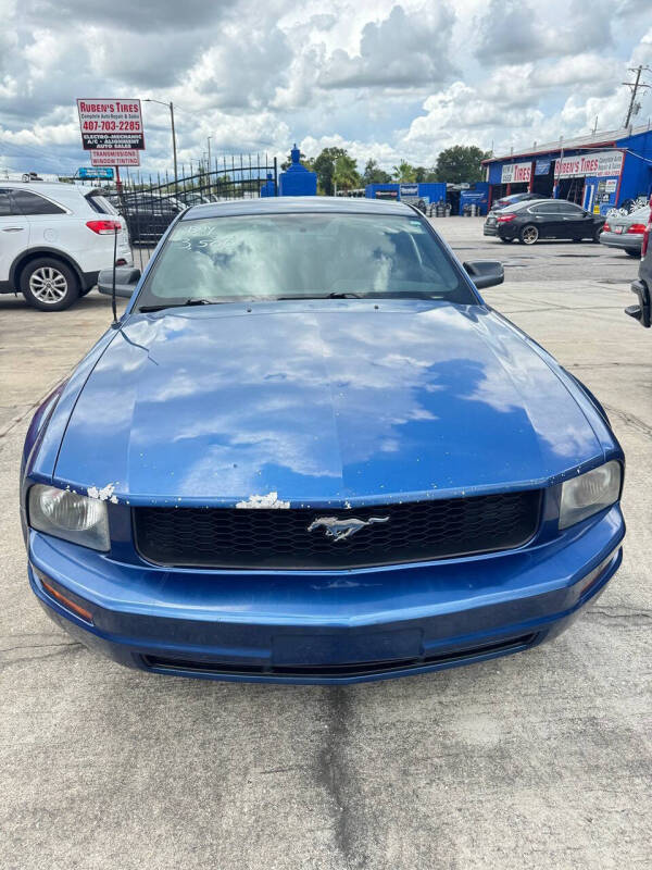 2006 Ford Mustang V6 Deluxe