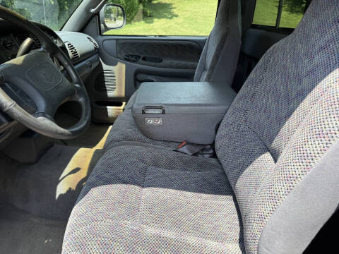 1999 Dodge Ram 1500 ST