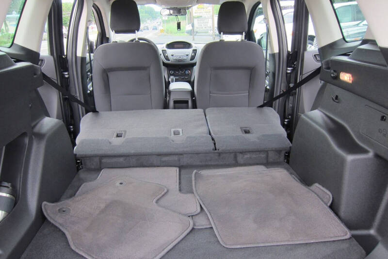 2019 Ford Escape S