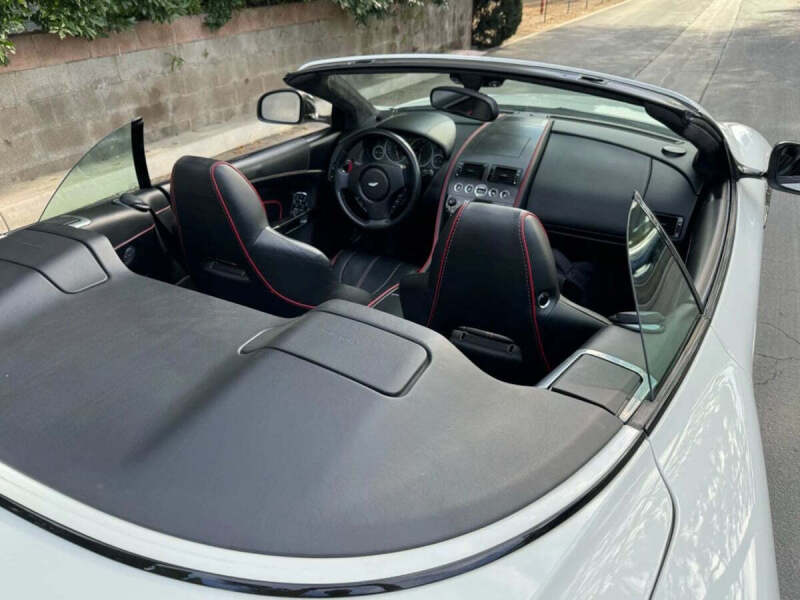 2015 Aston Martin DB9