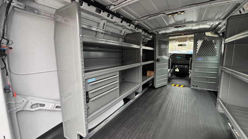 2025 Chevrolet Express 2500