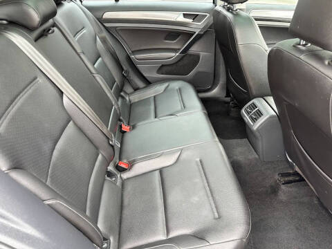 2017 Volkswagen Golf Alltrack
