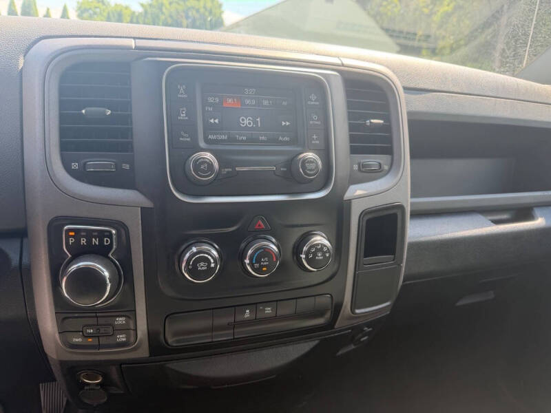 2017 RAM 1500 Express