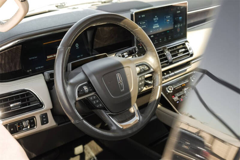 2023 Lincoln Navigator Reserve