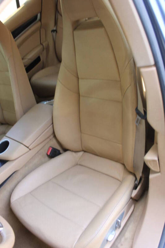 2014 Porsche Panamera 4