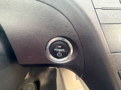 2011 Toyota Prius Two