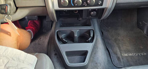 2005 Dodge Dakota Laramie