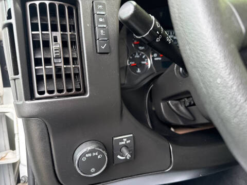 2021 Chevrolet Express 2500