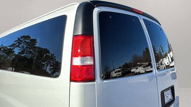 2023 Chevrolet Express LS 3500