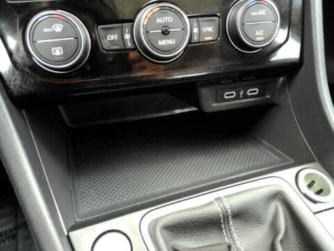 2023 Volkswagen Jetta SE