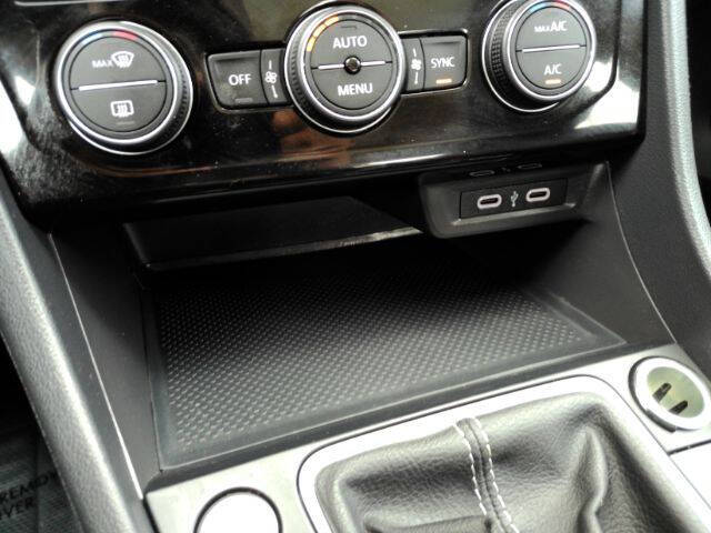 2023 Volkswagen Jetta SE