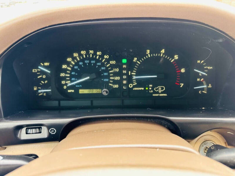 1999 Lexus LX 470