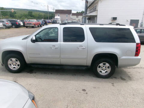 2013 Chevrolet Suburban LS