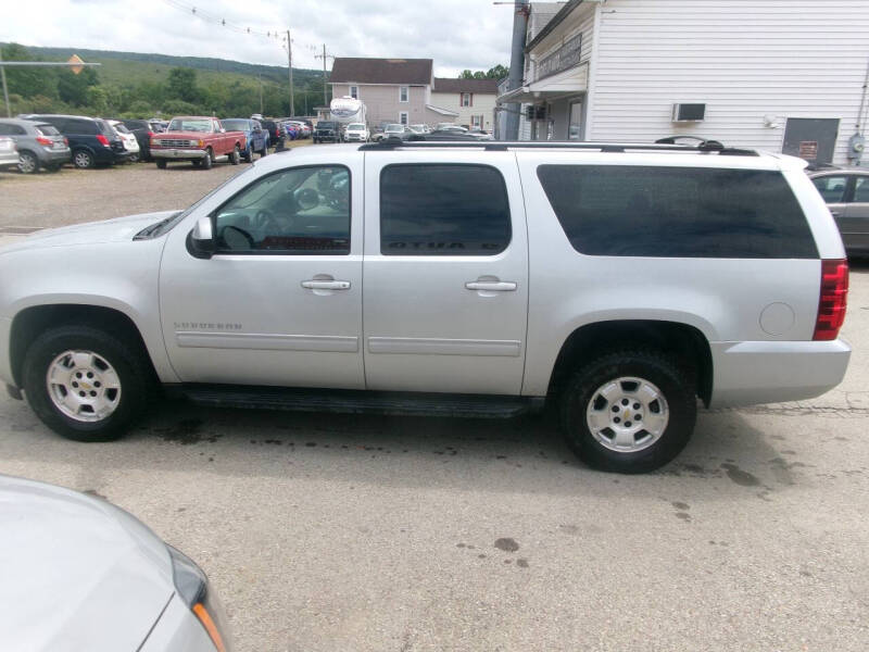2013 Chevrolet Suburban LS