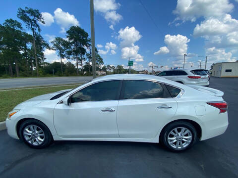 2014 Nissan Altima for sale at Mercer Motors in Moultrie GA