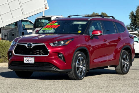 2023 Toyota Highlander L