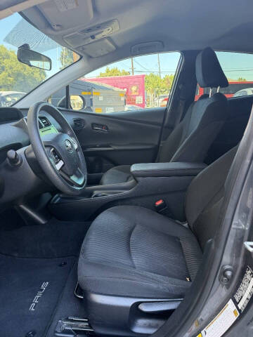 2016 Toyota Prius Two