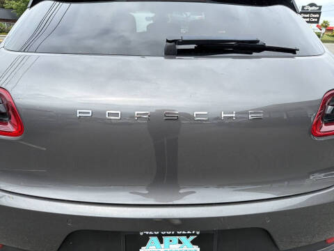 2016 Porsche Macan S