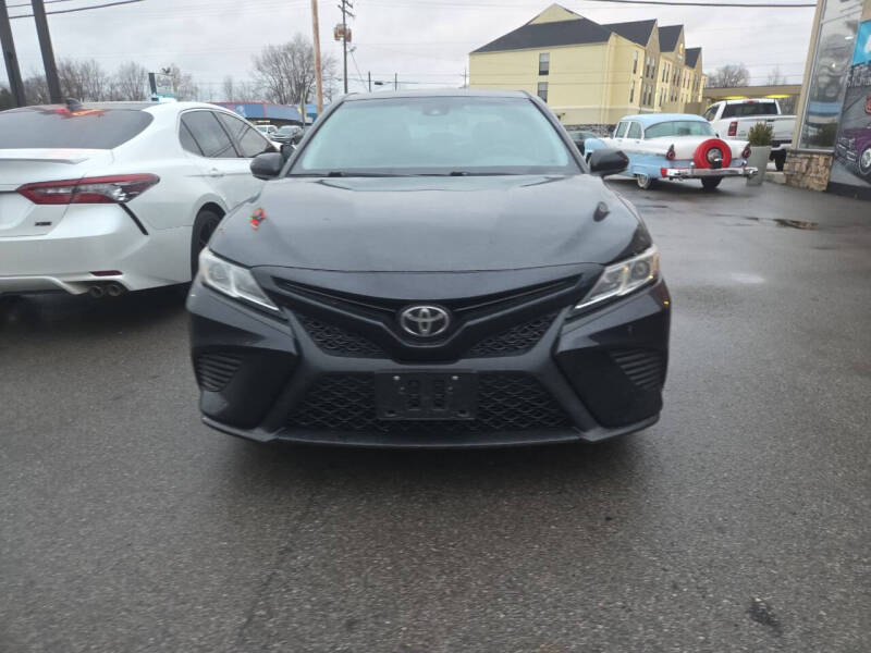 2020 Toyota Camry SE Nightshade