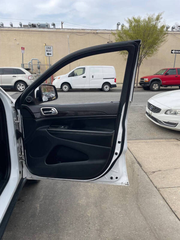 2013 Jeep Grand Cherokee Laredo