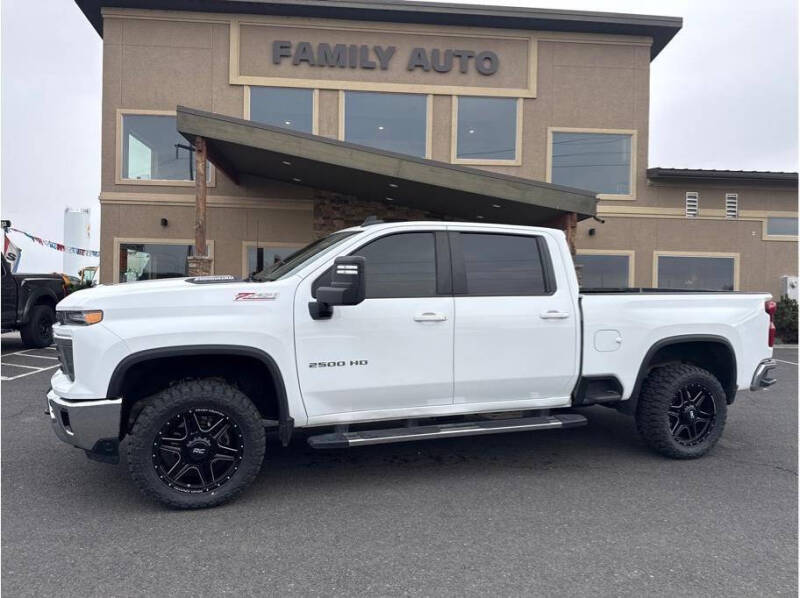 2024 Chevrolet Silverado 2500HD LT's photo