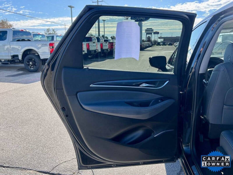 2021 Buick Enclave Essence