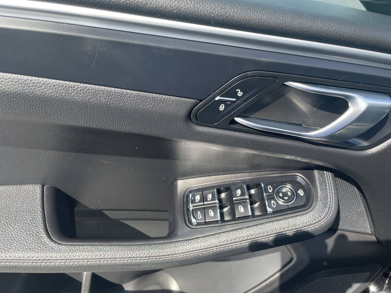 2018 Porsche Macan  - $29,900