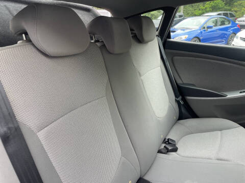 2013 Hyundai Accent GS