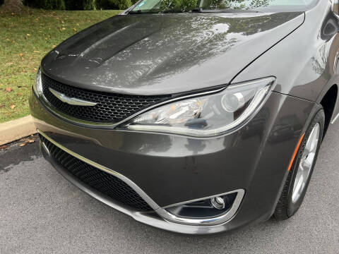 2017 Chrysler Pacifica