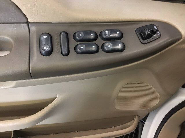 2003 Ford Excursion XLT