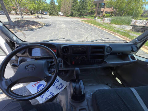 2019 Hino 155