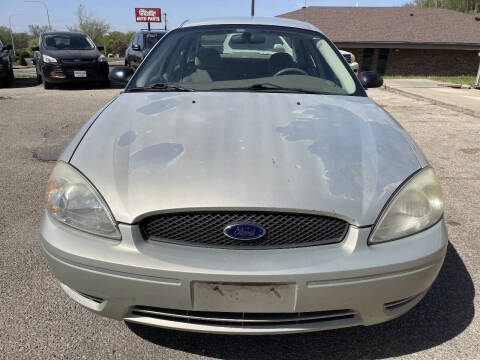 2006 Ford Taurus SE