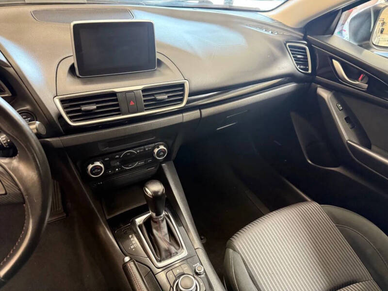 2015 Mazda MAZDA3 i Touring