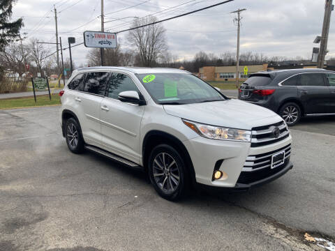 2017 Toyota Highlander for sale at JERRY SIMON AUTO SALES in Cambridge NY