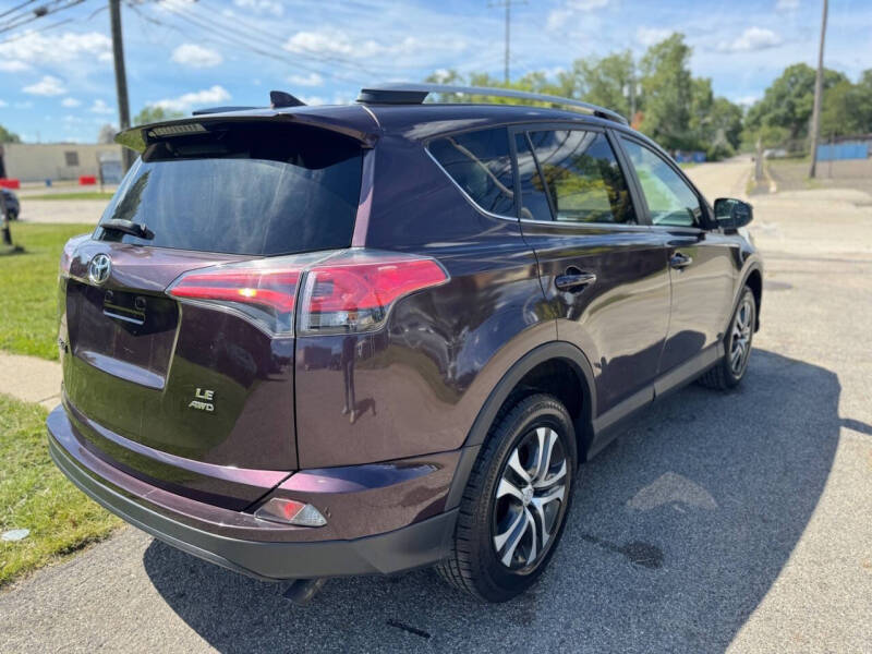 2018 Toyota RAV4 LE