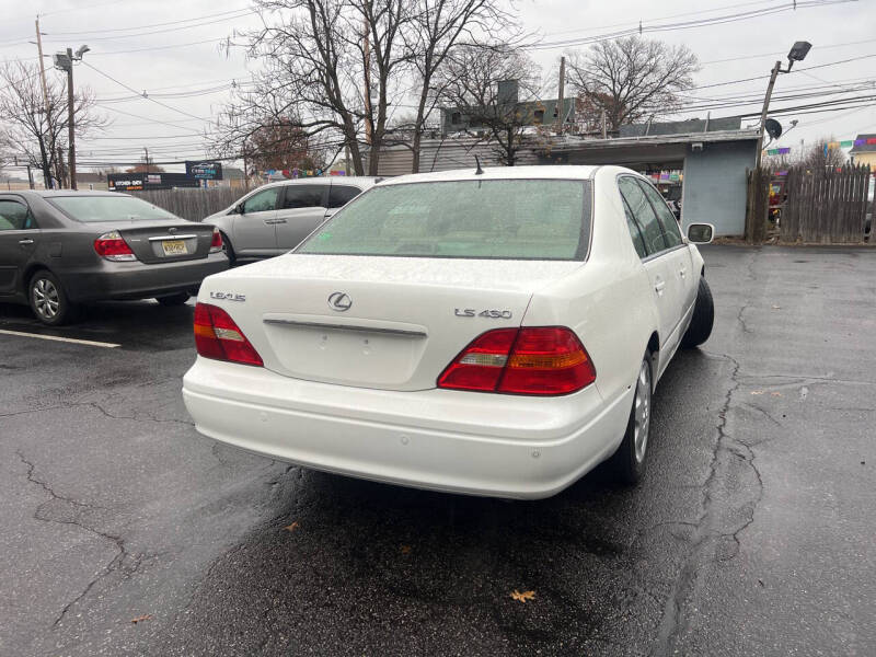2003 Lexus LS 430