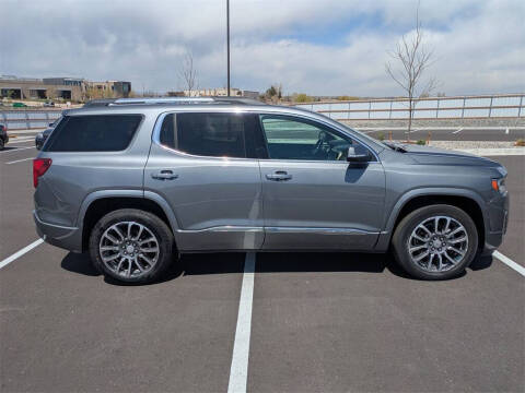 2022 GMC Acadia Denali