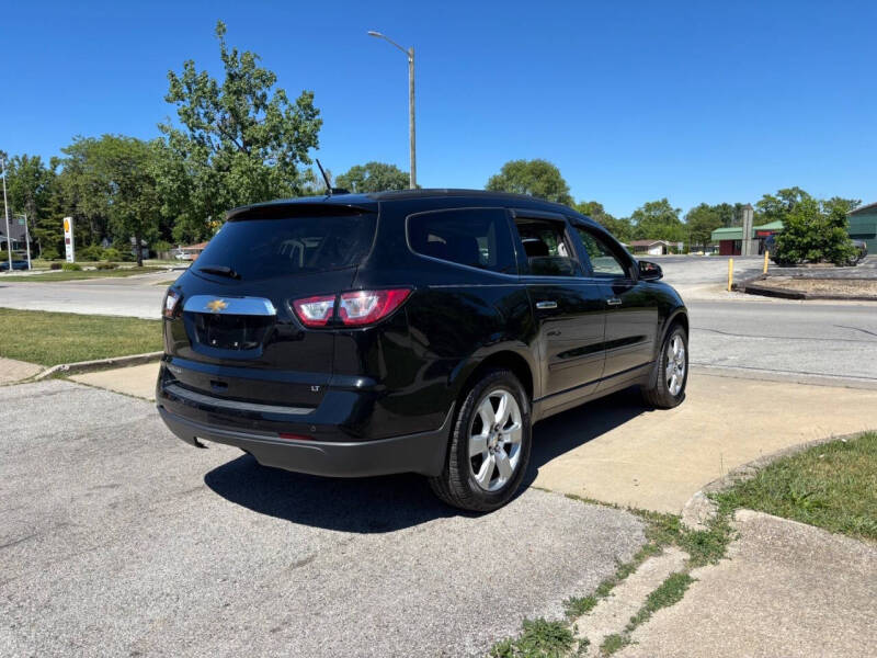 2017 Chevrolet Traverse LT