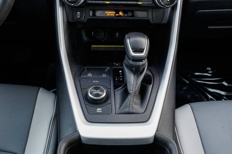 2021 Toyota RAV4 Hybrid XLE Premium