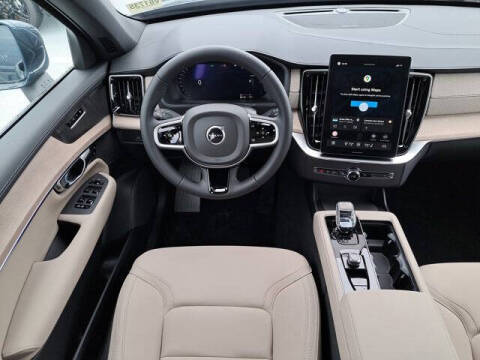 2026 Volvo XC90 T8 Plus 7P