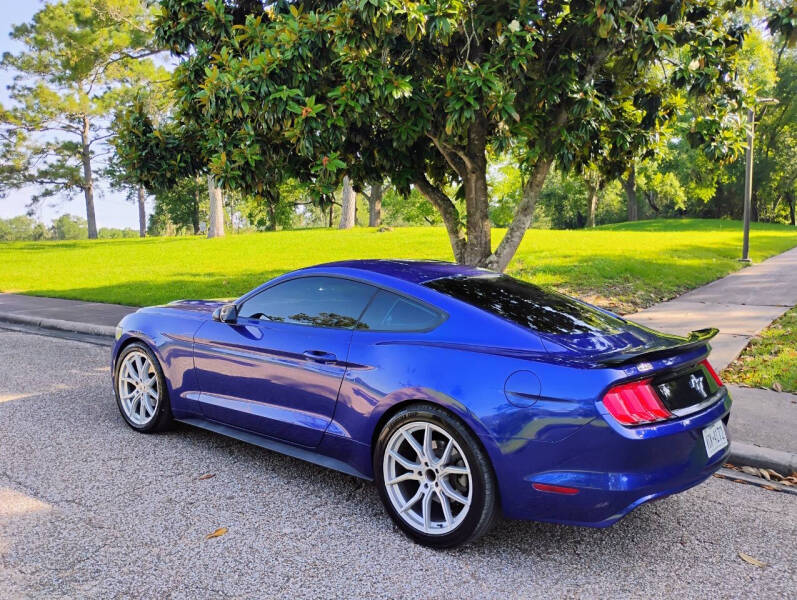 2015 Ford Mustang V6