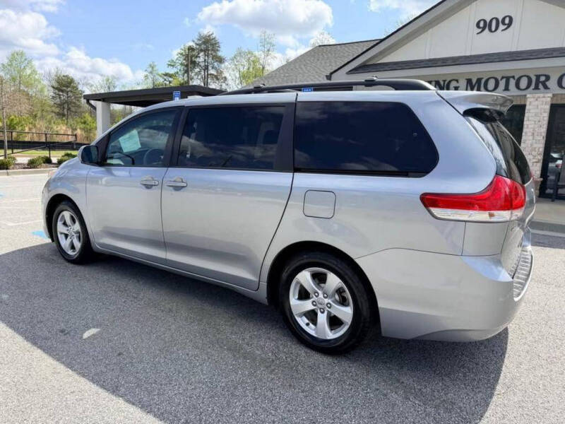 2011 Toyota Sienna
