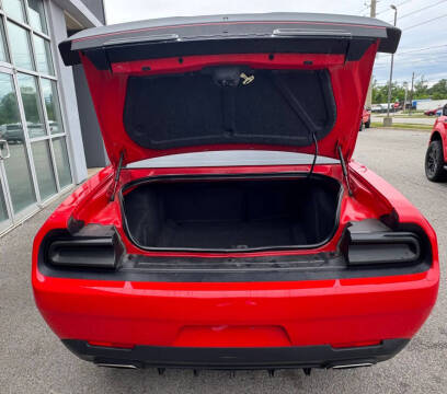 2021 Dodge Challenger SXT