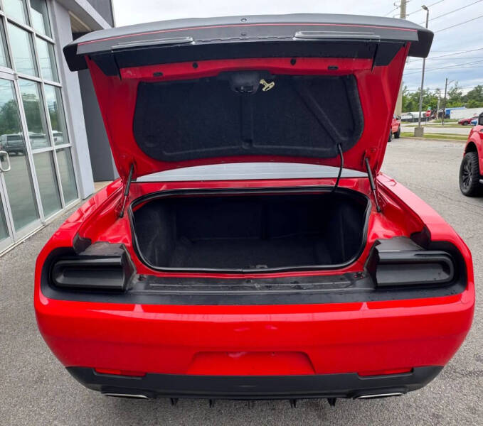 2021 Dodge Challenger SXT