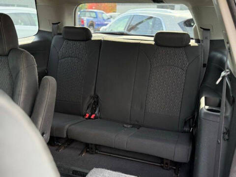 2013 GMC Acadia SLE-2