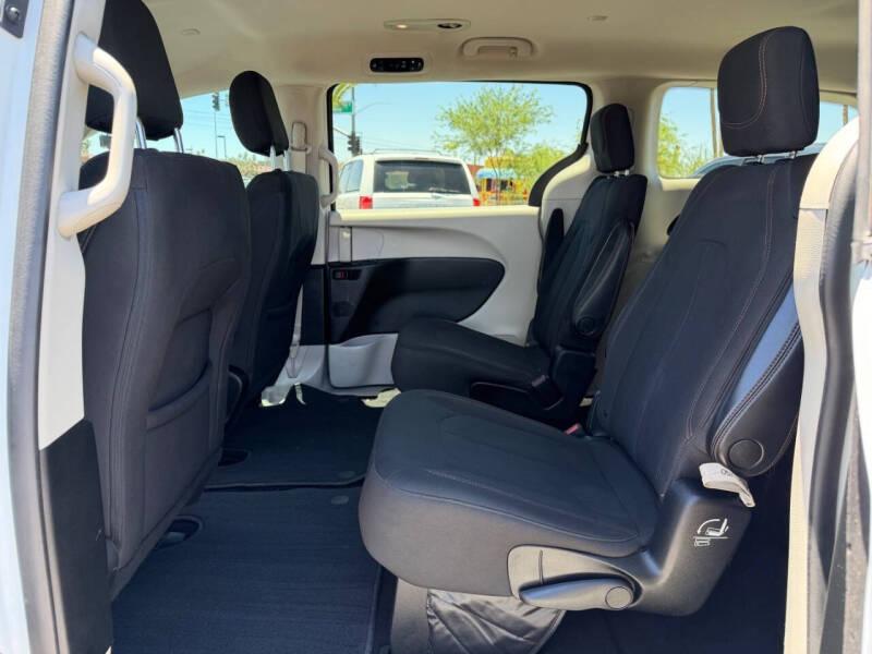 2018 Chrysler Pacifica LX
