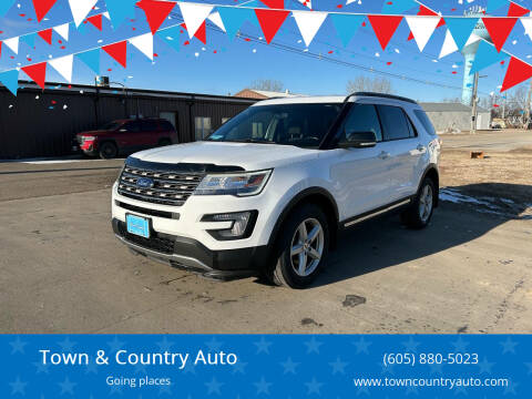 2017 Ford Explorer for sale at Town & Country Auto in Watertown SD