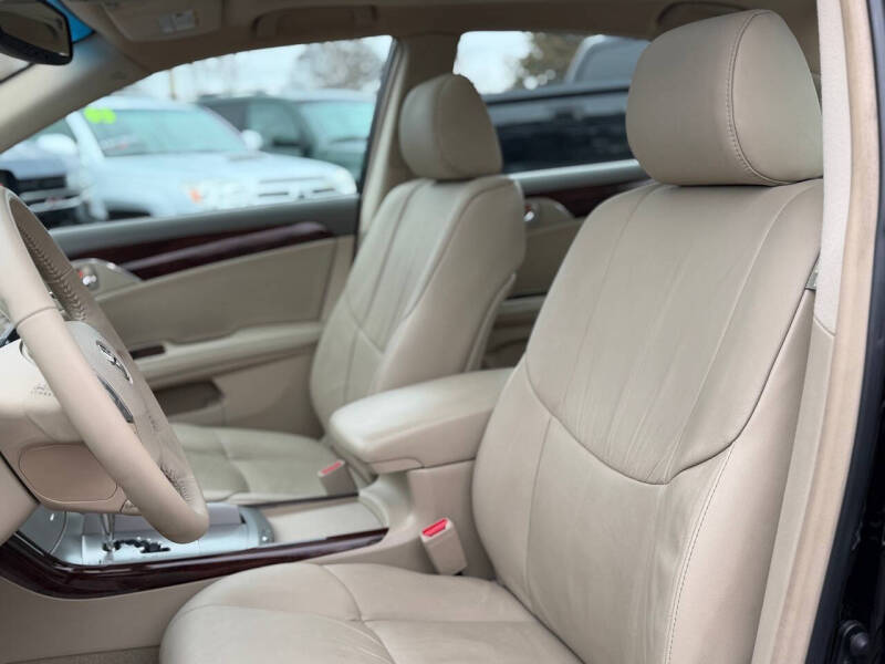 2008 Toyota Avalon XLS