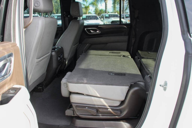 2021 Chevrolet Suburban LT