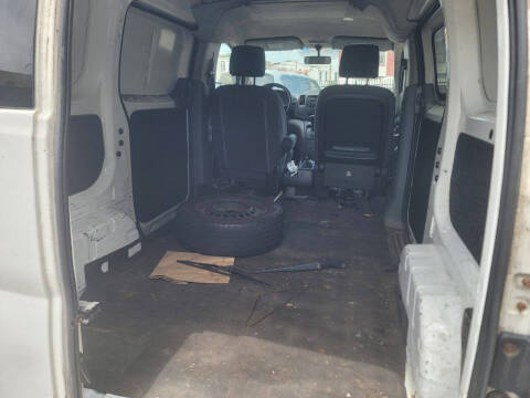 2015 Nissan NV200 SV